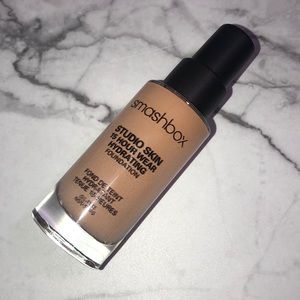 Smashbox studio skin foundation - 2.15
